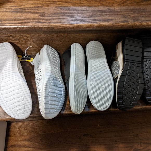 Brand new , never worn 3 pairs of slip on runners Size 9 - Picture 4 of 7